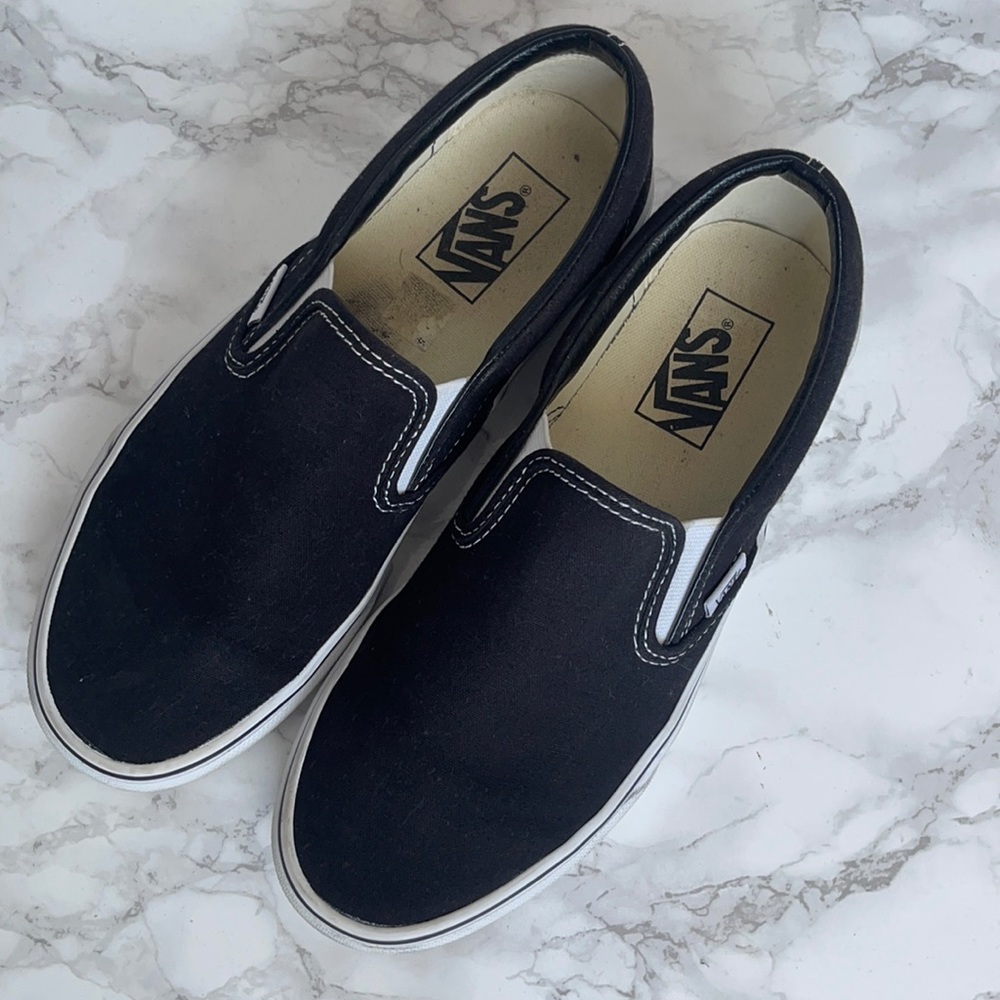 Vans slide on sneaker